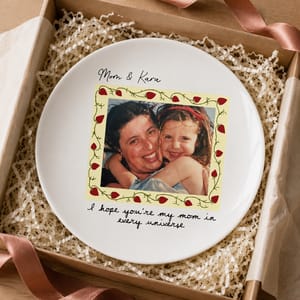 A Love That Lasts Forever - Personalized Mom Photo Jewelry Dish, Custom Picture Trinket Plate, Mother's Birthday Gift, Jewelry Holder, Keepsake Decorative Plate, Multi-Shape Gift